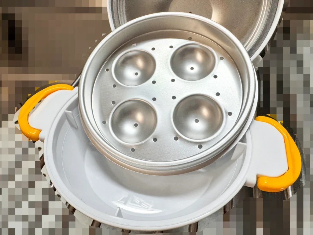 ダイソーのゆで卵メーカーは電子レンジで使えますか?