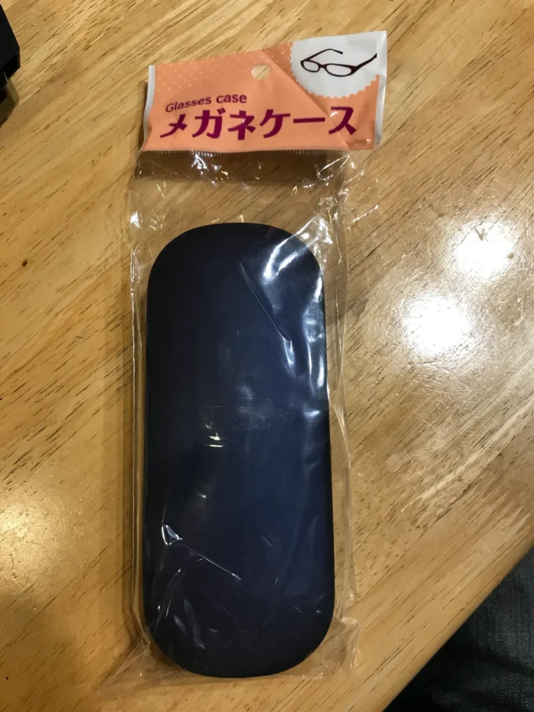 100均でメガネケースは購入できる?