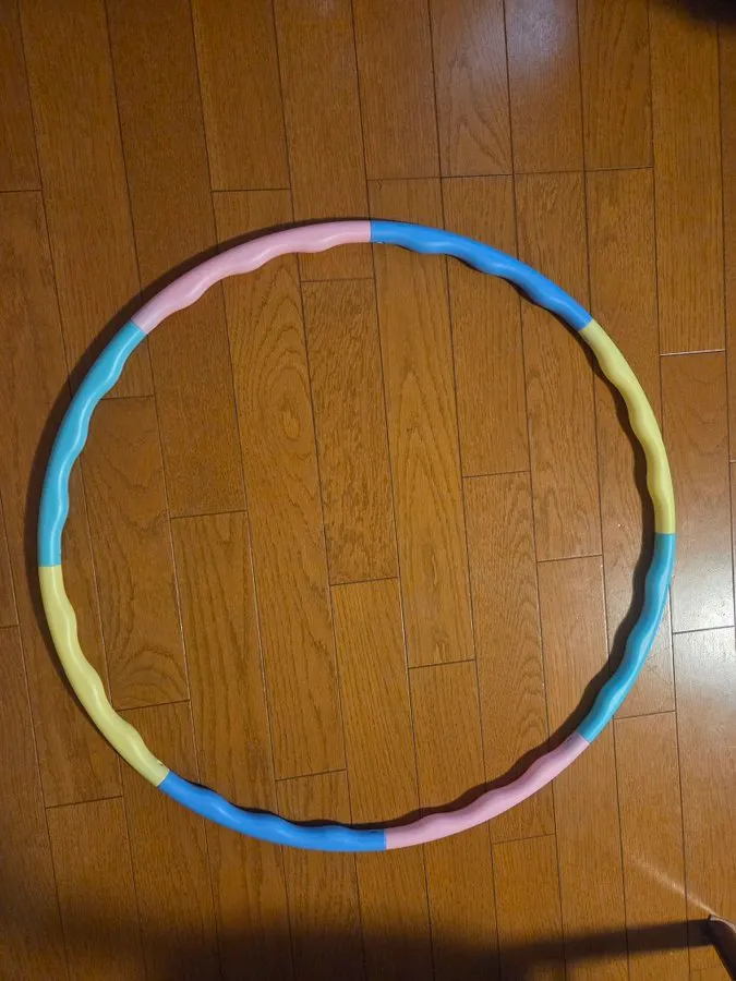 ダイソーのフラフープは大人でも使えますか?