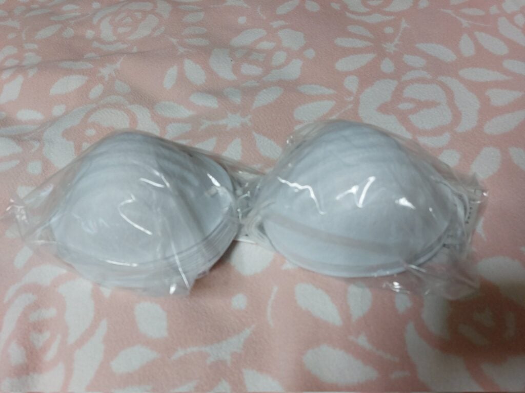 100均の胸パット
