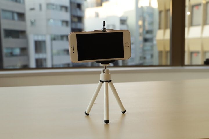 スマホ三脚 セリア