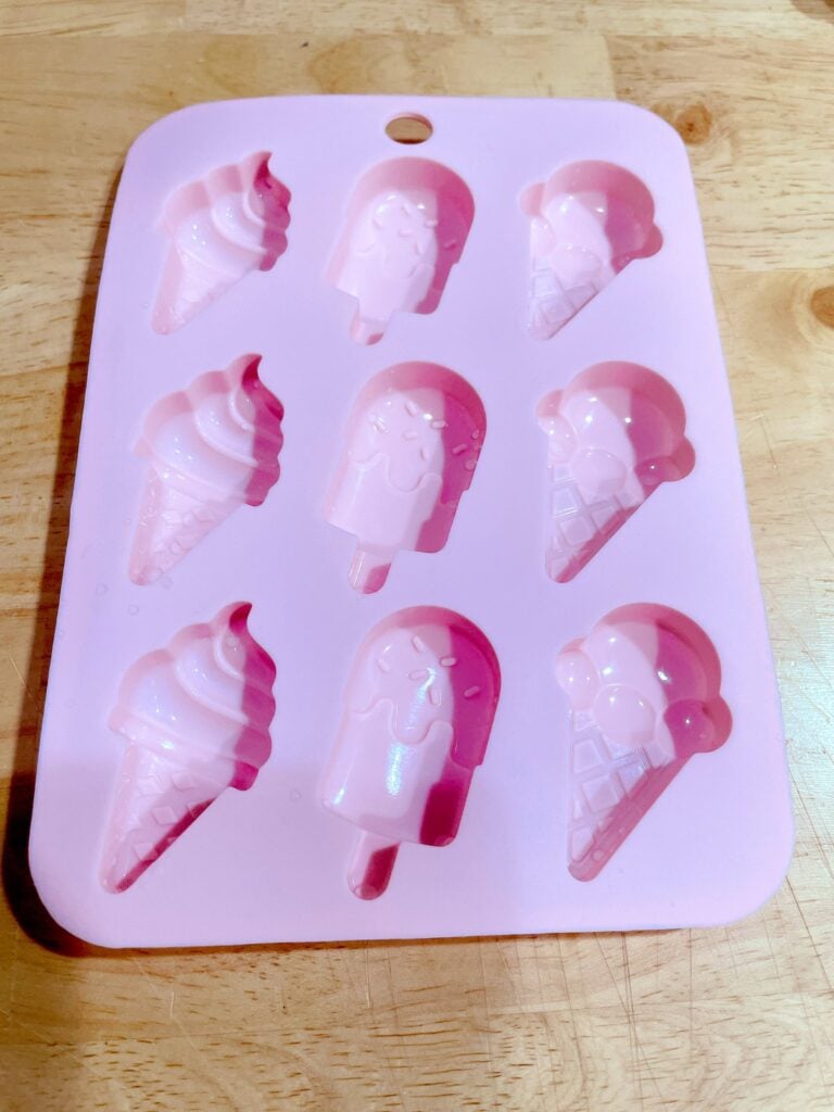ダイソーのシリコン型