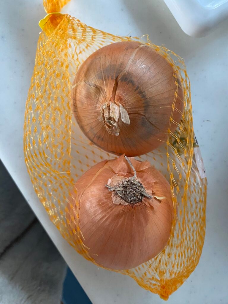 ダイソーの玉ねぎネット